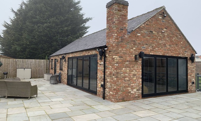Skirpenbeck Apartamento | Luxury Studio Cottage at Foot of Yorkshire Wolds