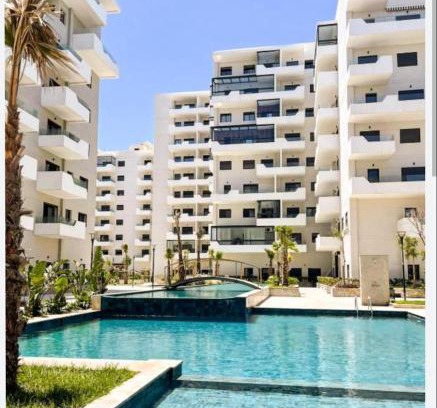 Ain Harrouda Apartamento | luxury studio vue Sur Piscine, mer et Park a Zenata City Eco
