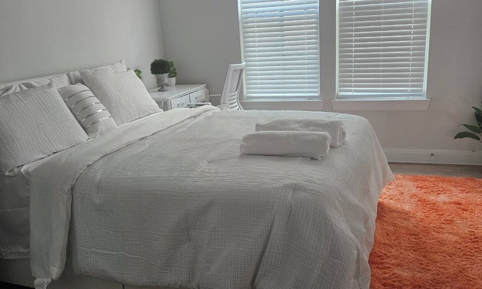 South Main Apartamento | Luxury studio with AC, WiFi in wonderful Houston