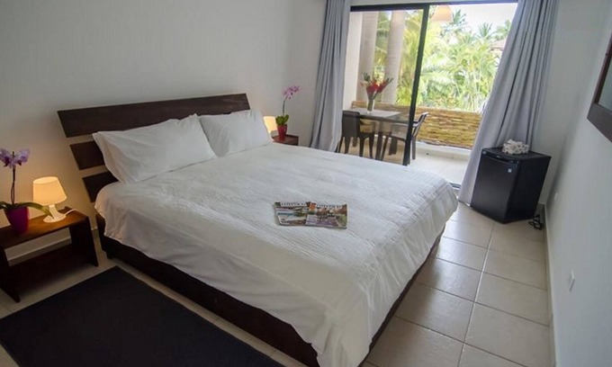 Cabarete Apartamento | Luxury suite with billiard table, jacuzzi, pool, right on a sandy beach!