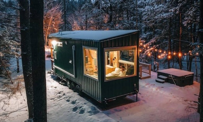 North Woodstock Cabina | Luxury Tiny Home Getaway- IRIS Home