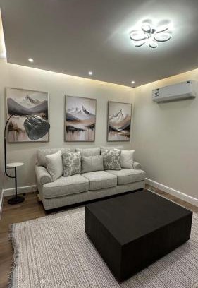 Al Wahah Apartamento | Luxury Two Bedrooms Apartment