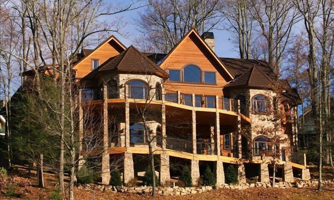 Mountain Air Villa | Retiro de lujo exclusivo para 4-16 personas Ideal para toda la familia (descuento especial)