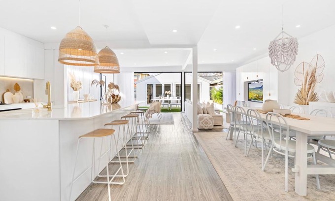 Mascot Casa | Luxury Urban Oasis