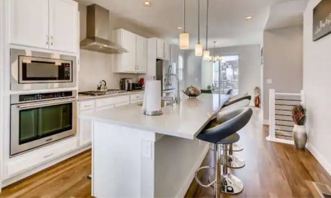 Northfield Casa | Luxury/Urban Oasis,Rooftop Deck, Mountain View’s
