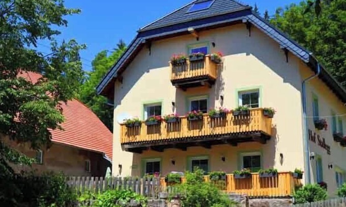 Loffingen Casa | Luxury vacation apartment for families with friends or grandparents, dogs also welcome