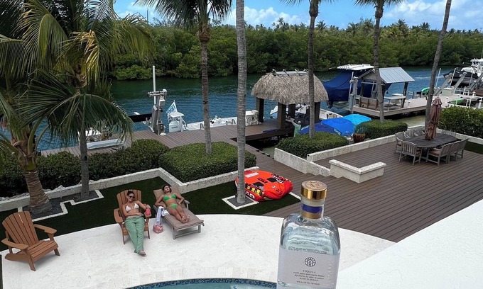 Islamorada Casa | Luxury vacation home. This is Paradise. Perfect for all family occasions.