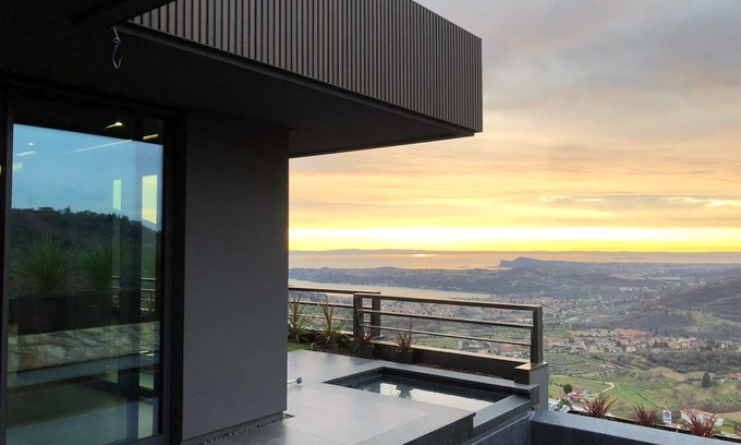 Villanuova sul Clisi Casa | Luxury VIEW LAKE Elegant Villa in the Salò area with private pool and lake view