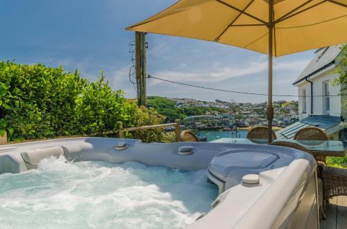 Fowey Villa | Luxury Victorian school with views of Harbour