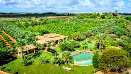 Castelvetrano Villa | Luxury Villa Silene Con Piscina Salata e Ampio Giardino a Castelvetrano Selinunte, Sicilia