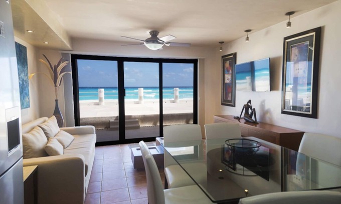 Zona Hotelera Apartamento | Luxury Villa at the feet of the sea In Cancun