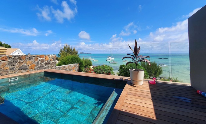 Calebasses Villa | Luxury Villa Beachfront and Private Pool