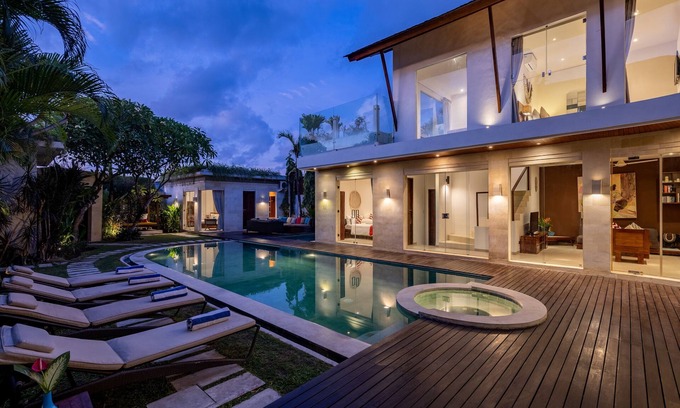 Seminyak Villa | Luxury Villa Belle