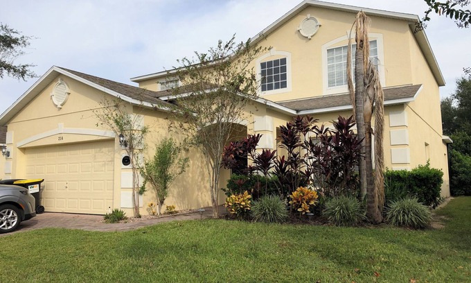 Highgate Park Casa | Luxury Villa, Gated Community, NON OVERLOOKED POOL FREE POOL HEAT 8.9m to DISNEY