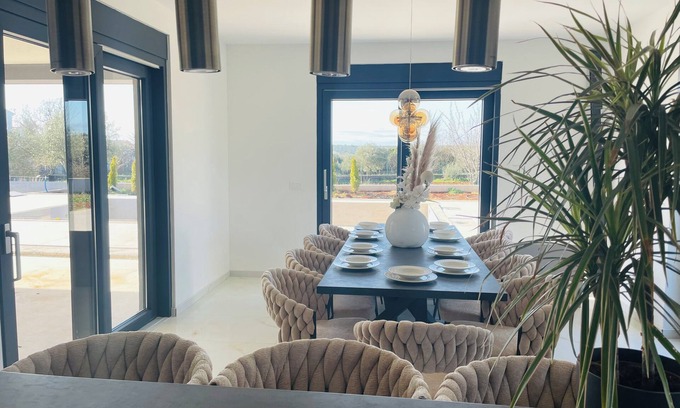 Debeljak Villa | Luxury Villa Podversie with pool