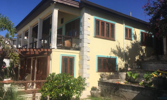 Enterprise Casa | Impresionante villa con acceso directo a la playa en Freights Bay Surf Beach Barbados