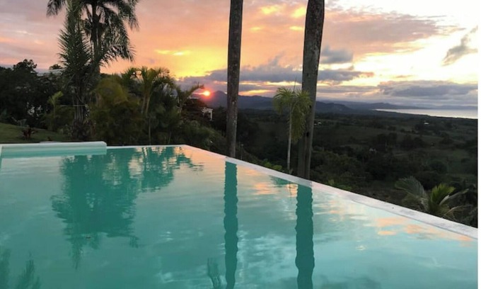 Rio San Juan Villa | Villa de lujo con vistas panorámicas mar y campo