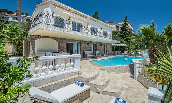 Espero-Pax Villa | Villa de lujo con vistas al mar