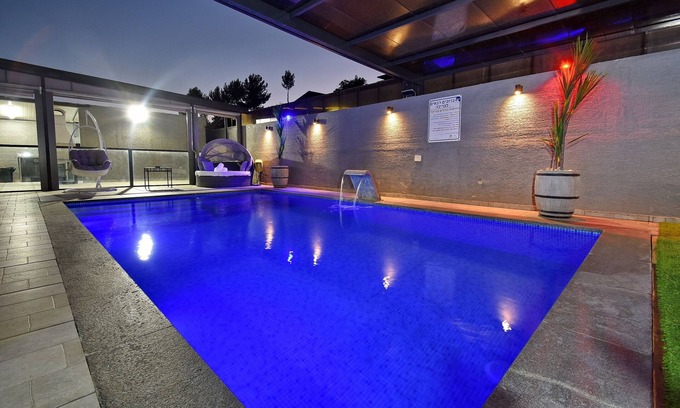 Nof Kinneret Apartamento | Luxury Villa with heated pool in Zfat