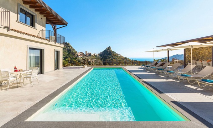 Savoca Villa | Villa de lujo con piscina a pocos km de Taormina