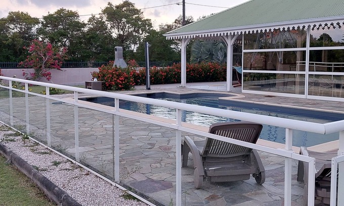 Le Marin Villa | Villa de lujo con piscina.