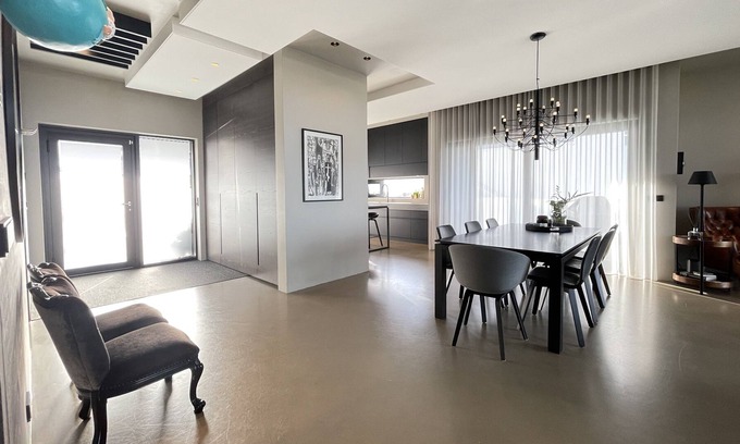 Kopavogur Villa | Luxury Villa with stunning view over Reykjavik.