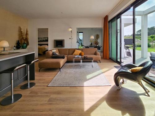 Zeewolde Casa | Luxury villa with veranda, canoe, cleaning included