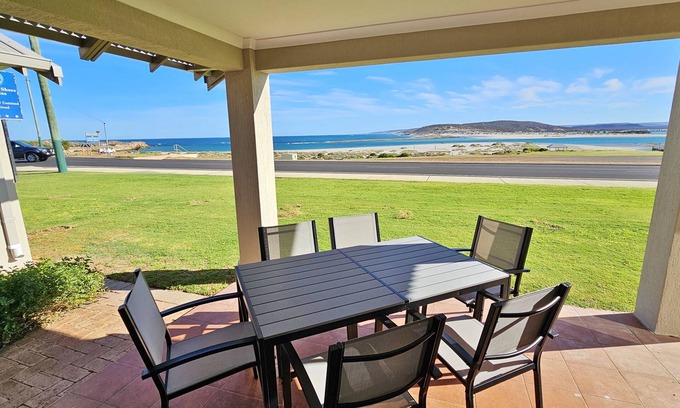 Kalbarri Apartamento | Luxury Waterfront | Sleeps 6 | Resort Pool | Wifi