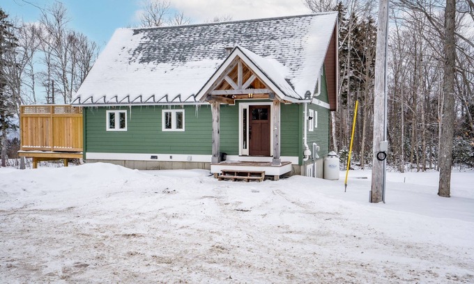 Rangeley Casa | Luxury x Nature: Mountain View, Hot Tub, Game Room