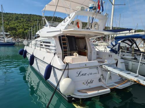 Split Alquiler De Eote | Luxury Yacht - Lex of the Seas