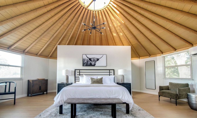 Fredericksburg Casa | Luxury Yurt in Texas Wine Country