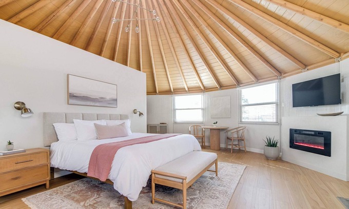 Fredericksburg Casa | Luxury Yurt in Texas Wine Country