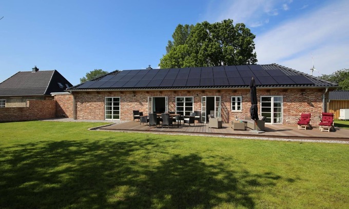 Rabenholz Casa | Luxus-ökohaus mit Kamin, Sauna, Eingezäuntem Garten