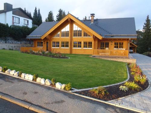 Ortsmitte Casa | Luxus Blockhaus Willingen Sonnenhang Lodge B