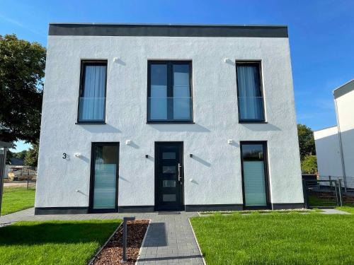 Muritz Apartamento | Luxus-Ferienwohnung GREENFEE Fleesensee