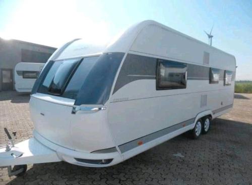 Lauenfoerde Otro | Luxus Wohnwagen zur Vermietung mit AC, Markise, WC und Duschkabine