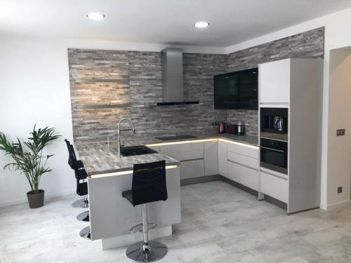 Karlovy Vary Apartamento | Luxusní apartmán přímo v centru u hotelu Thermal