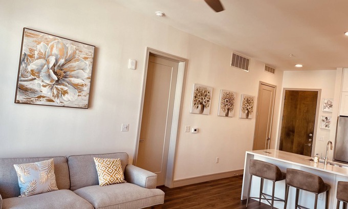 Legacy Park Apartamento | LuxVacay At Legacy West