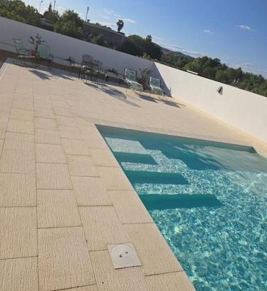Quatrim do Sul Apartamento | Luz Do Sul Holiday Rental - Nora