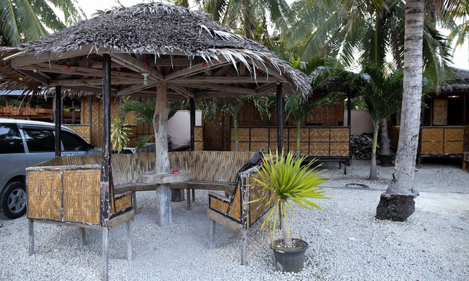 Oslob Casa | Luzmin BH - Pink House