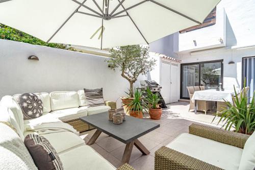 San Pedro de Alcántara Casa | LVB - Casa Linda vista by roomservices