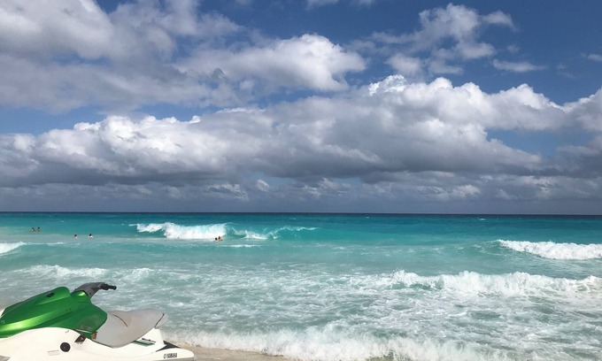 Parrot Cove Cabaña | LW Historic District. 1.5 milles to beach. Pet friendly!
