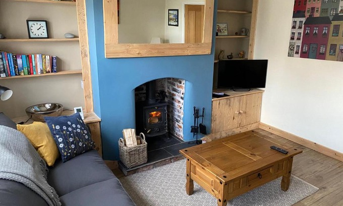 Aldbrough Casa | Lychgate view cottage