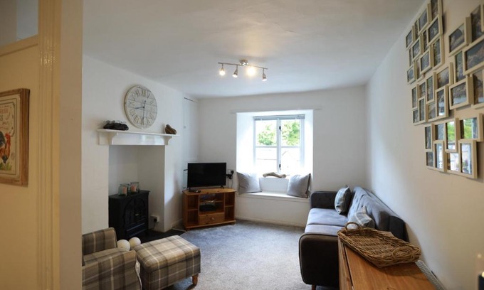 Lynmouth Casa | Lyn View Cottage - Modern Lynmouth Townhouse