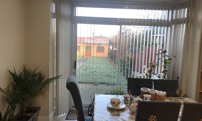 Olton Cama Y Desayuno | Lyndon House B&B