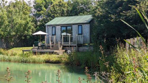 Bude Cabina | Lynstone Lakes