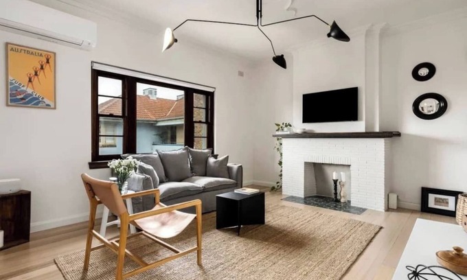 Brighton Apartamento | " ‘Lynton-Sur-Mer’ - Beachside Apt"
