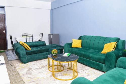 Central Province Apartamento | Lyon's Homes
