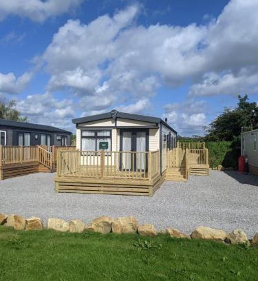 Wesham Complejo | Lytham Luxe 6 Birth Caravan