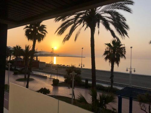 Carretera de Cadiz Apartamento | Málaga paraíso frente al mar